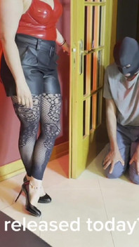 Visite De La Maison De L’impératrice Mbella