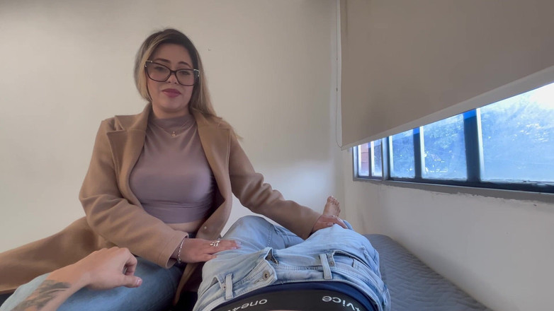 Juliana Rose: Il Figliastro Arrapato Mi Chiede Di Succhiare Il Suo Grosso...