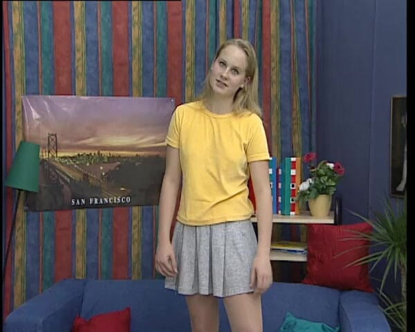 YOUR FIRST PORN: Saskia Softclip, ich bin so schüchtern - saskia Softclip