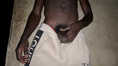 Power dick: 强大的未割包皮黑鸡巴绝对被品尝