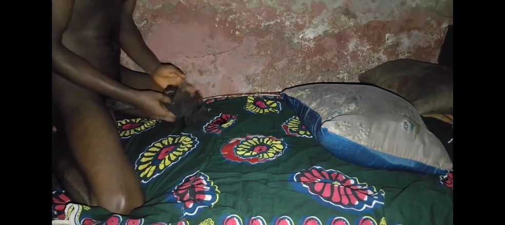 Masturbator emmy: Ngentot pantatku habis-habisan sama pacarnya 1