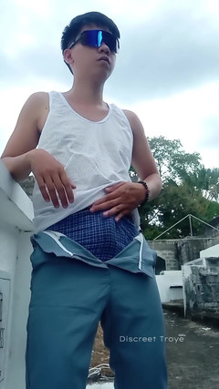Troye_AsianPinoy: Perjalanan Dari Kolej