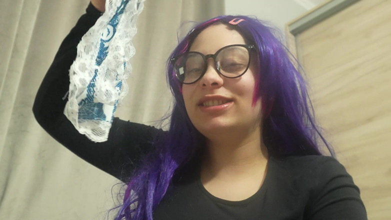 AmayaMori: Starnutendo dalle mie mutandine usate ma mi fa solo bagnare