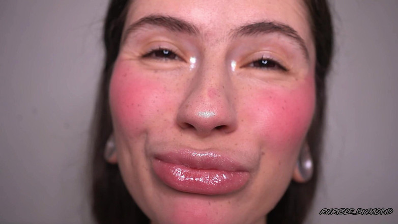 Rarible Diamond: Asmr är en duktig flicka