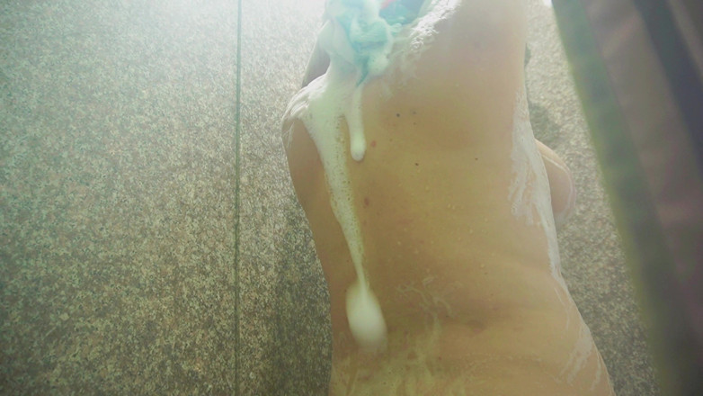 VickyVixen: Peeping Tom in the Showers