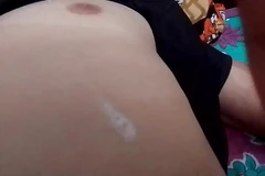 ताज़ा हॉट निप प्ले