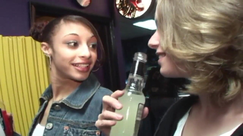 Dirty Dating Live: Outer Space Interracial Orgy Night in an Other-worldly Tattoo Parlor