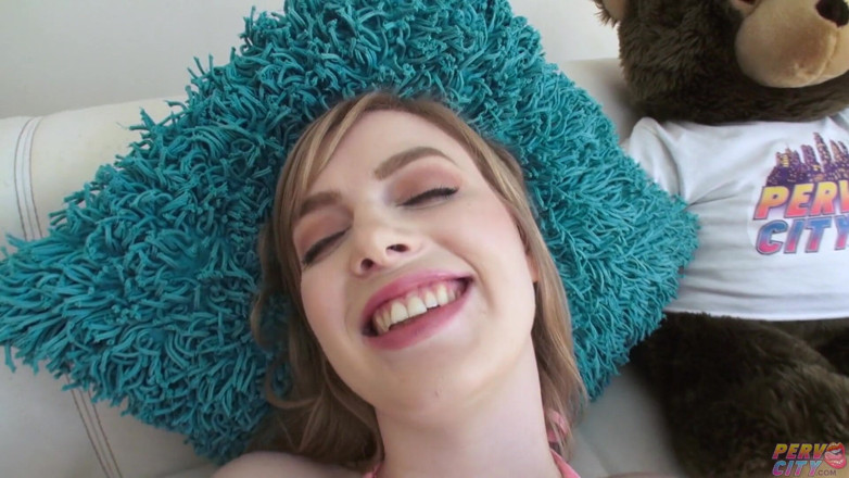 Perv City: Dolly Leigh solo masturbação