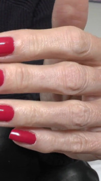 Fingernail Worship Day, Lady Victoria Valente