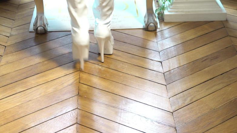 LORENZO97100: 샬린 솔로 베리 핫