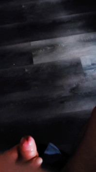 I Suddenly Got Horny and Then Quickly and Secretly Milked My Cock; the Pressure Had to Be Released.