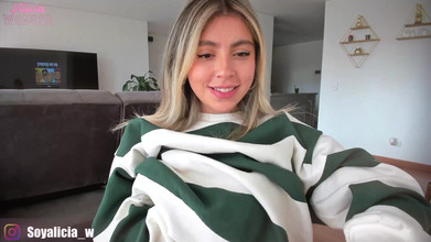 Cute Alice: Gadis hot rambut pirang yang lagi sange berat ini dientot...