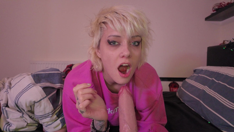 Glitterqueen1999: Blowing My Stepbro - a Taboo Party