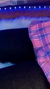 Pegging und handjob mit abspritzen