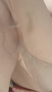 Sexo anal amateur sensual! Real orgasmo anal femenino - ¡gemidos fuertes, orgasmo tembloroso!