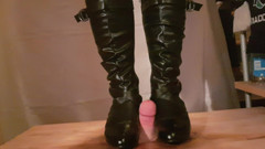 ironball1983: POV Menginjak-injak & Menginjak Dengan Berat Penuh Dengan Kasut Tinggi - Sehingga...