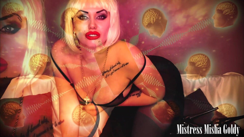 Goddess Misha Goldy: Hai bisogno di una tassa di sperma, altrimenti ti masturbo...