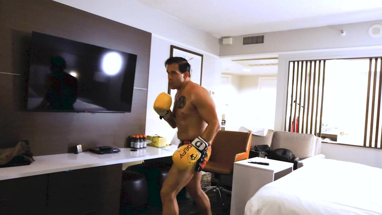 Kandylegsxxx: Knockout Boxing Domination: Kandy Vs Sam Stout