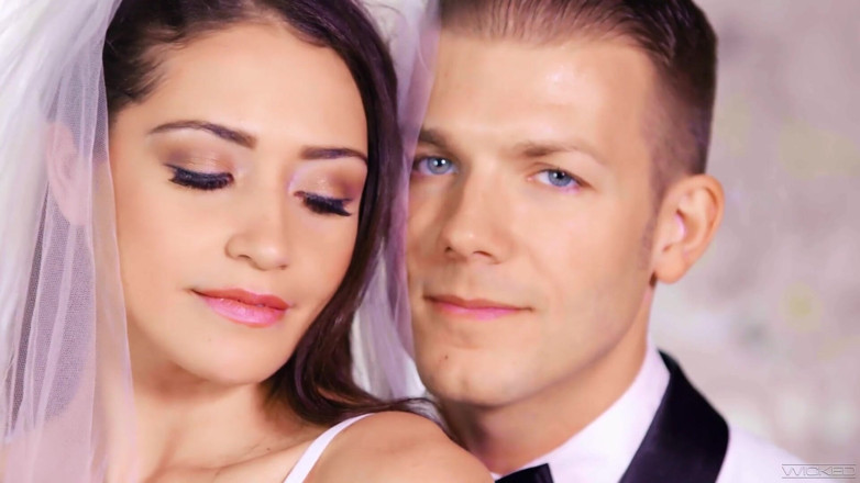 Wicked Pictures: Malvagio - la piccola sposa Avi Love scopata in abito da...