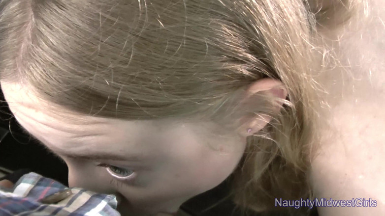 NaughtyMidwestGirls: Mella megan alias Kallie Taylor - car Wash Strip