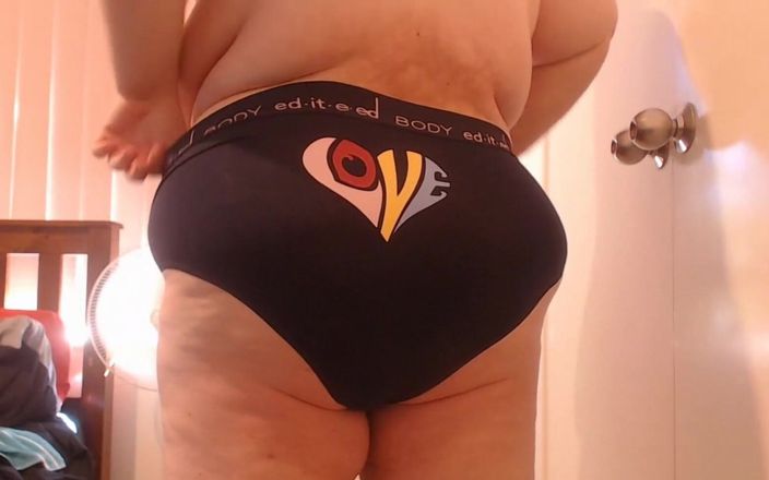 LaLa Delilah Debauchery: Neste vídeo eu troco minha bunda gorda dentro e fora...