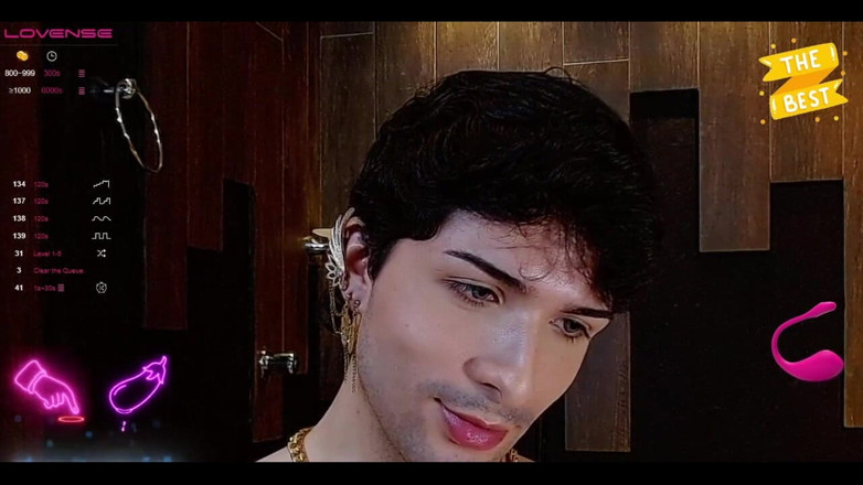 Diego_latinboy: Ik wil melk op mijn gezicht