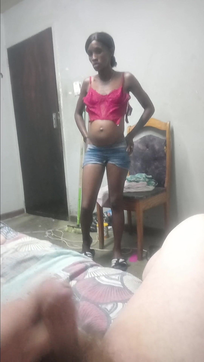 hothouse18xxx: Sexy Black Whore Sucks Whote Cock