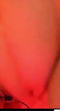 Ngentot sambil ditonton suami dari panggilan video