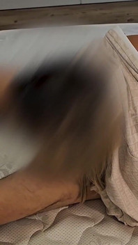Isteri Saya Merintih Di 69 Dengan Seorang Lelaki Muda Dengan Batang Besar - Seks Oral