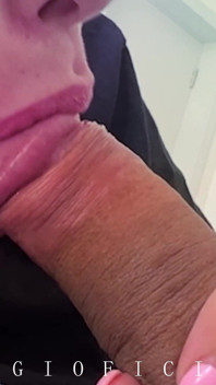 Extreme Close up: the Most Sensitive Blow Job with Young 18 Years Old Girl and Foot Job as a Bonus