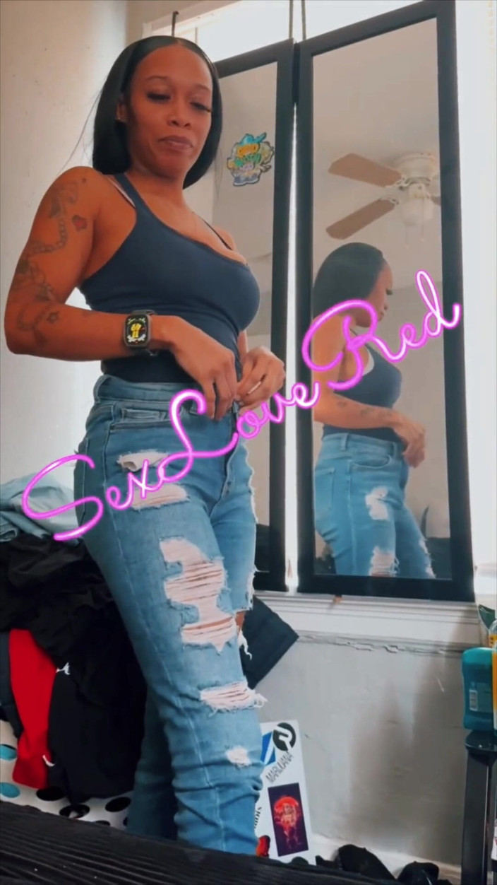 SexLoveRed: 그냥 Li 몇 가지 먹고 좋은