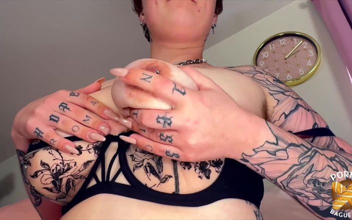 Porno Baguette: Betty, fată drăguță, este futută peste tot