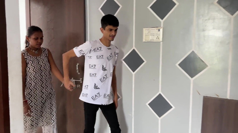 Next short: Indian Bhabhi Sex Devar Called Bhabhi to His House and...