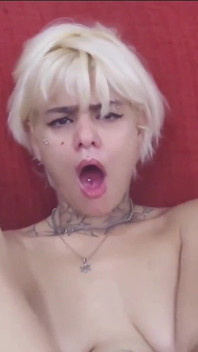 Pelacur slutty menunjuk-nunjuk