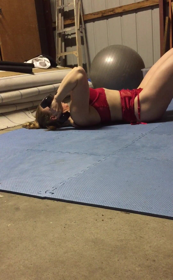 Michellexm: Aujourd’hui, entraînement chest fly et triceps