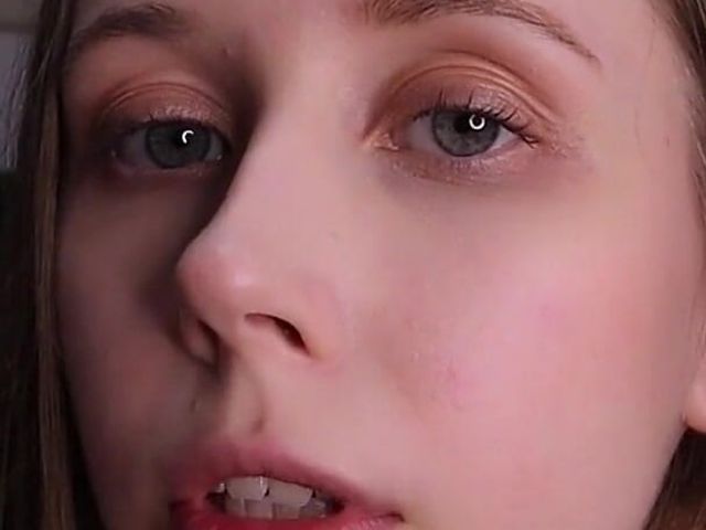 Girlfriend Devours You (Leda von Thrill)