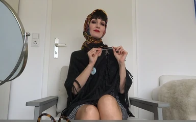 Lady Victoria Valente: प्रमुख हेडस्कार्फ मालकिन: आपके लिए सख्त हेडस्कार्फ प्रशिक्षण का 1 सप्ताह!