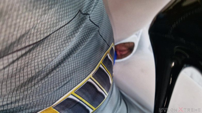 Nylon Xtreme: POV elena clarck weiße nylonumhüllung