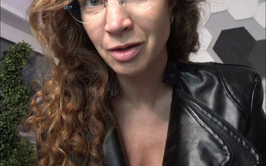 Annika Rose: Povero disgustoso mascalzone