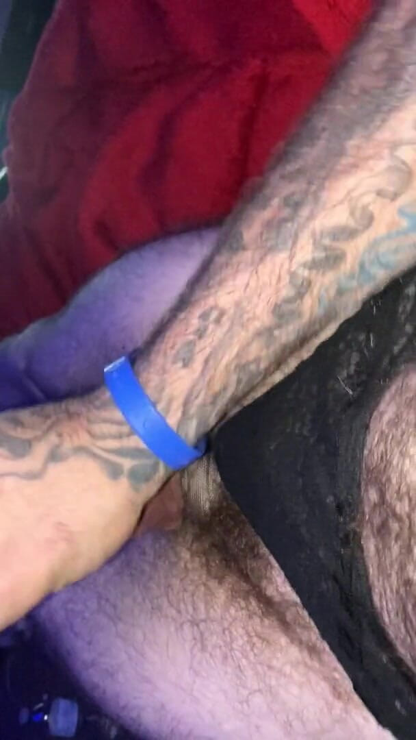 Slaveboy: Onunla oynuyor