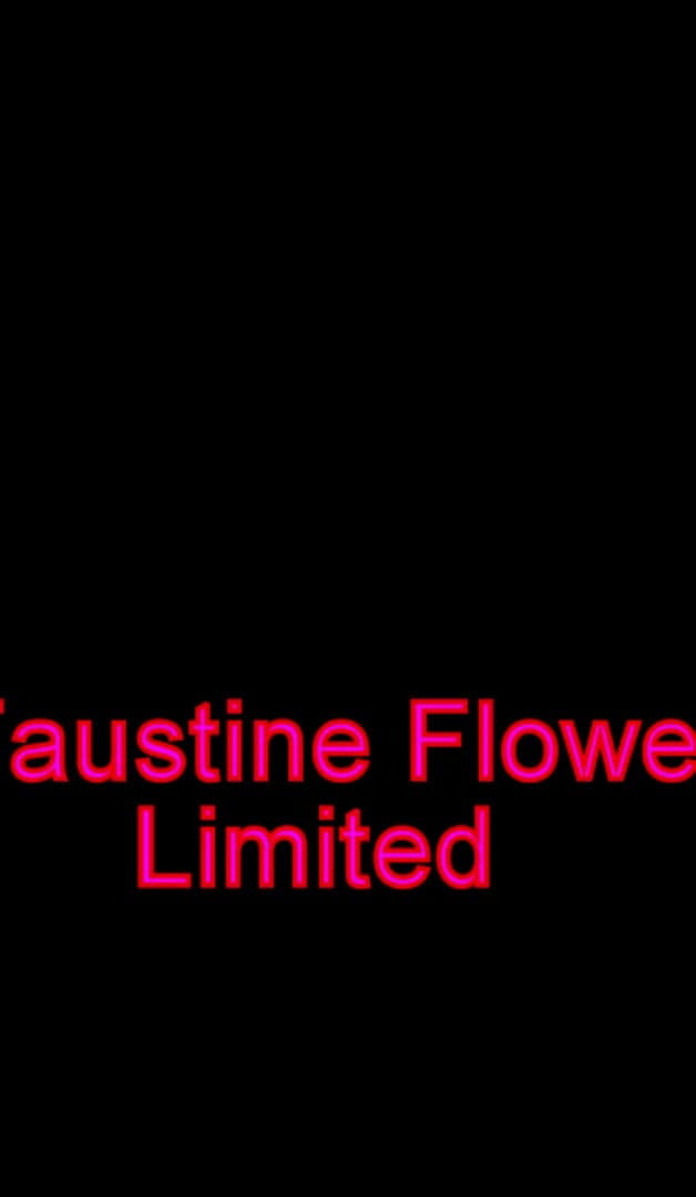 Faustine: सेक्सी क्रॉसड्रेसर स्टॉकिंग विनाइल स्कर्ट हाई हील्स