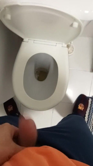 Romanian couple: Mein schwanz ist angepisst