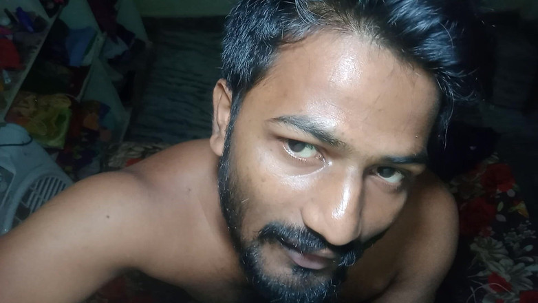 KUMBHA MANOJ KUMAR: Videoclip porno homosexual cu explozie se bucură de fiecare noapte