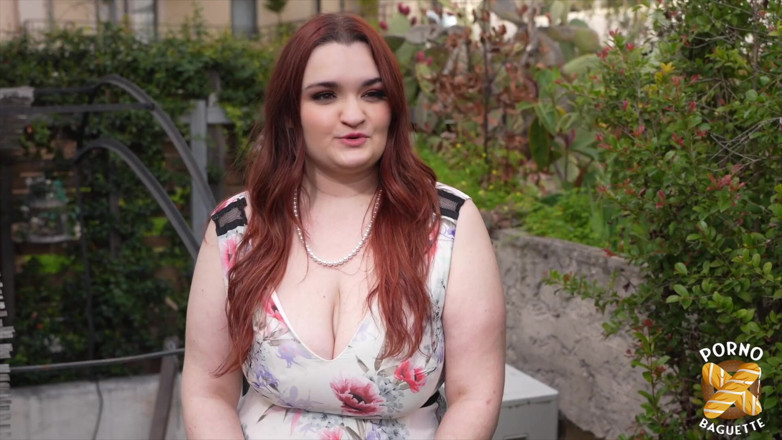 Porno Baguette: Amandine, fată drăguță, vrea să fie futută de două scule