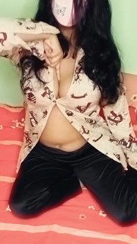 Beautiful Indian Girl Masturbates Her Tight Wet Pussy While No One Is Home