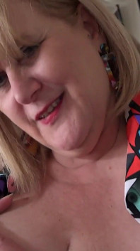 Ajudys - la tua matura bbw la padrona di casa catherine vuole l'affitto