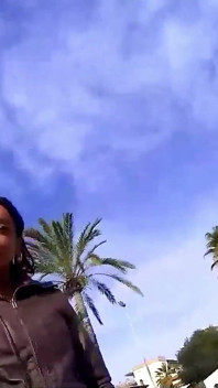 Coral MILF Latina mengambil orang asing dari tepi jalan dan membenarkannya mengongkeknya