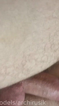 아빠와 후장을 따먹는 재능있는 이웃, 아빠의 자지에 상처를 입었어