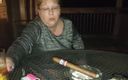 Smoking Dawn: Tennessee Cigar besar