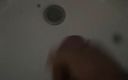 Singer Mask: Banyo lavabosunda mastürbasyon yapıyor